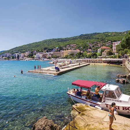 3 Bedroom Stunning In Holiday home Kastav