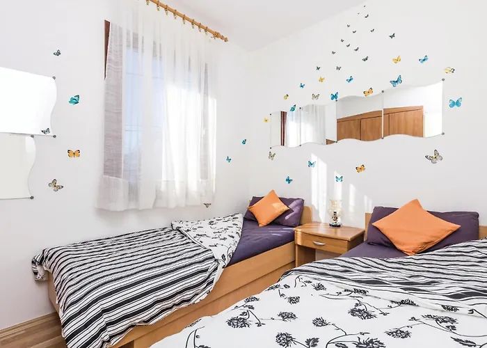Holiday home 3 Bedroom Stunning In *