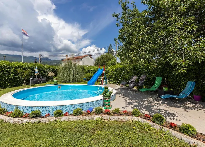 3 Bedroom Stunning In Holiday home *