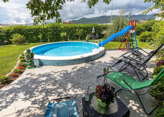 Holiday home 3 Bedroom Stunning In *